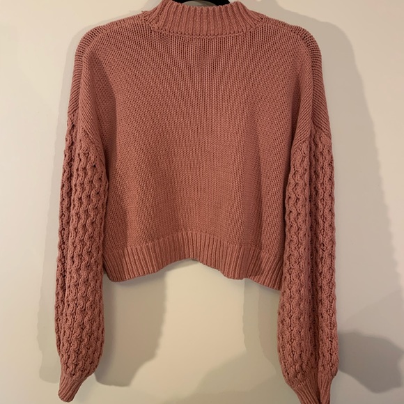 Muted pink sweater - Picture 3 of 3